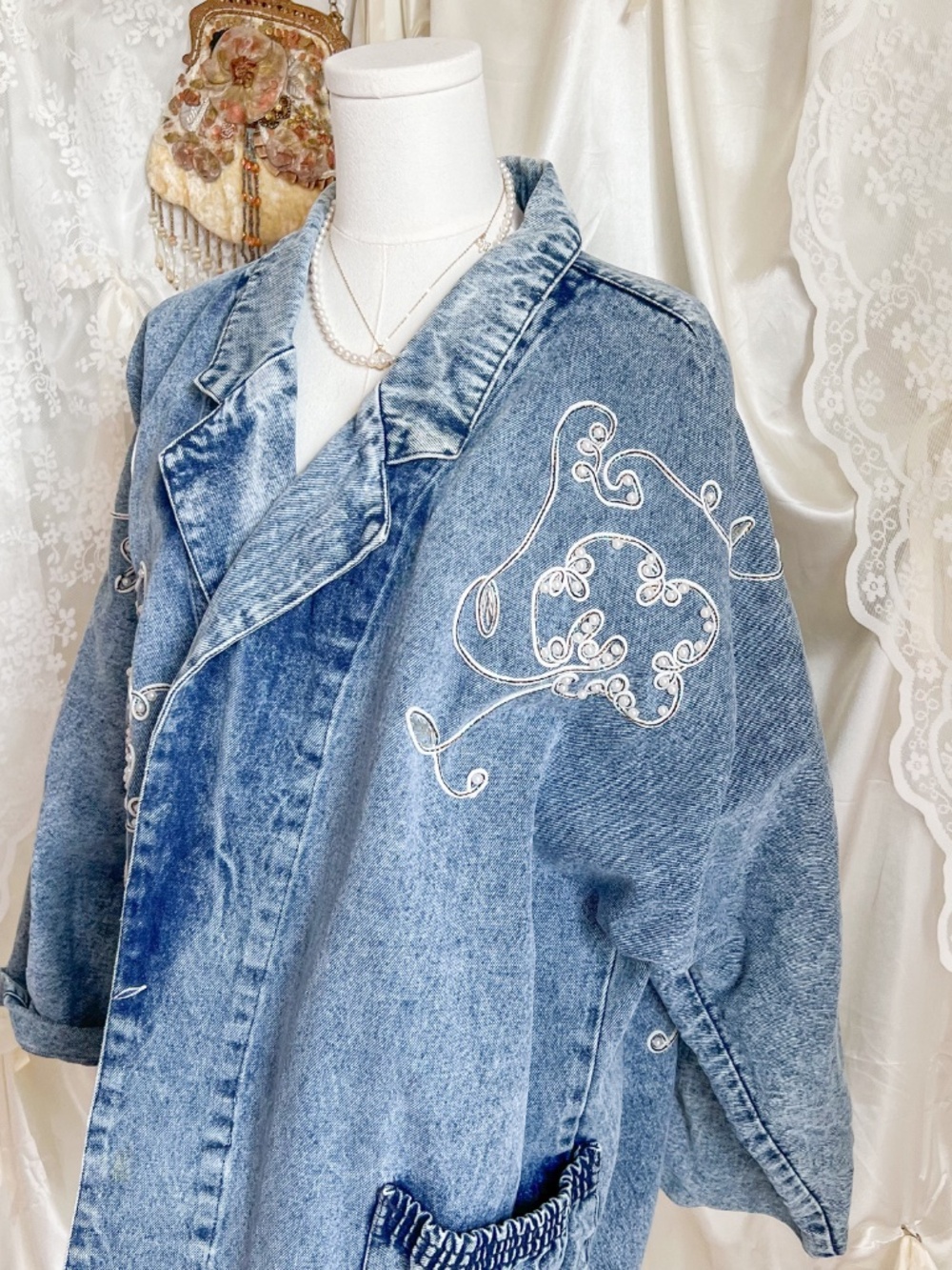 Vintage Jensen Embroidered Acid Wash Denim Jacket - Picture 6 of 10